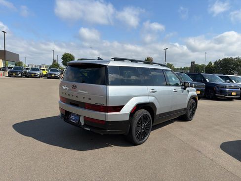 Used 2026 Hyundai Santa Fe Calligraphy AWD/4WD image 2