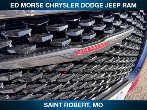 Used 2021 Chrysler 300 S image 13