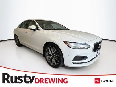 Used 2017 Volvo S90 T6 Momentum w/ Vision Package