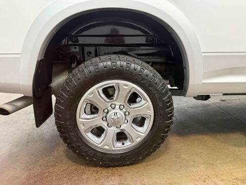 Used 2014 RAM 2500 Laramie w/ Convenience Group AWD/4WD image 91
