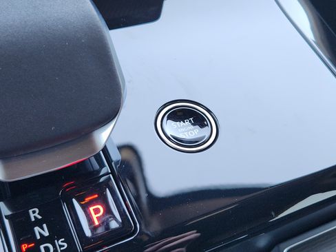 New 2025 Land Rover Range Rover Sport Dynamic SE image 19