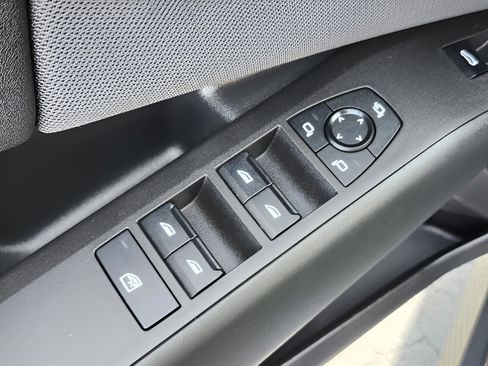 Certified 2025 BMW X3 xDrive30i w/ Premium Package image 40