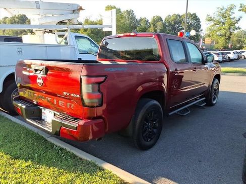 Used 2023 Nissan Frontier SV AWD/4WD image 8