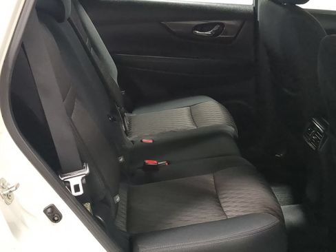 Used 2017 Nissan Rogue S AWD/4WD image 23