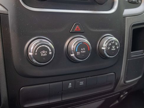 Used 2014 RAM 1500 Express AWD/4WD image 19