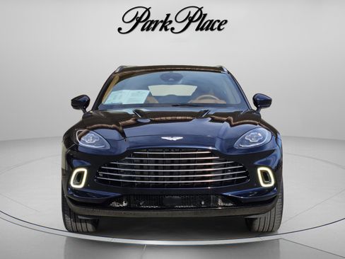 Used 2021 Aston Martin DBX Base image 9