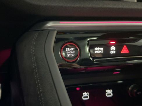 New 2025 Audi SQ5 Premium Plus image 25