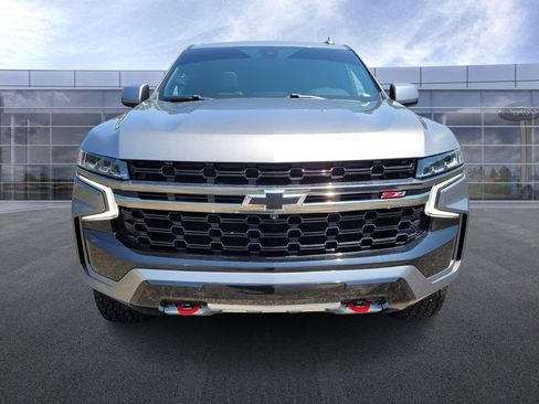 Used 2021 Chevrolet Tahoe Z71 w/ Luxury Package image 2