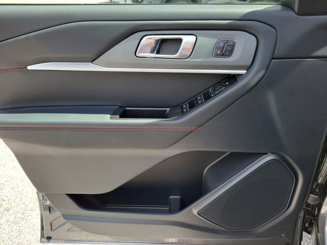 New 2026 Ford Explorer ST-Line w/ ST-Line Street Pack RWD image 23