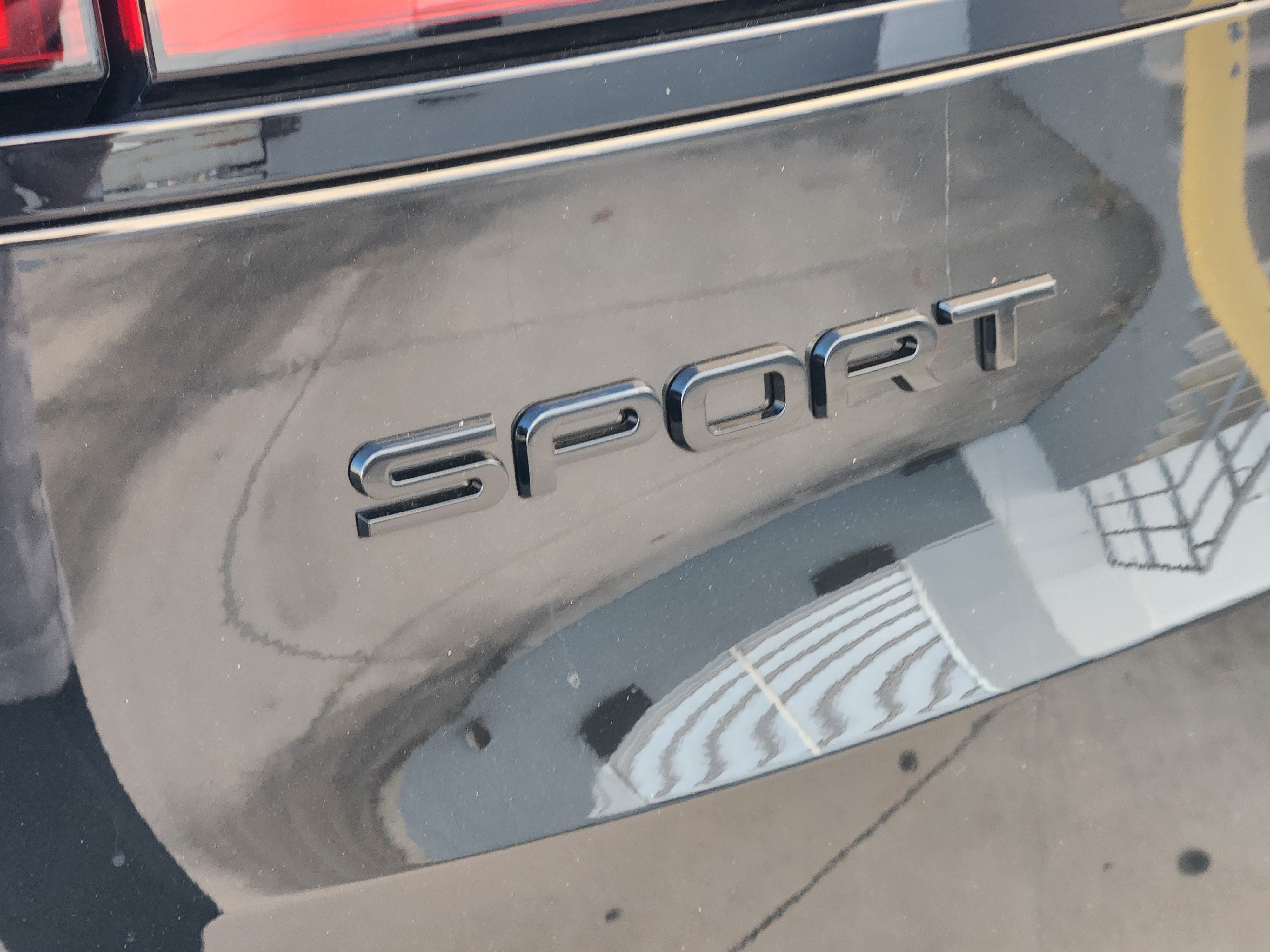 New 2026 Land Rover Range Rover Sport Dynamic SE AWD/4WD image 11