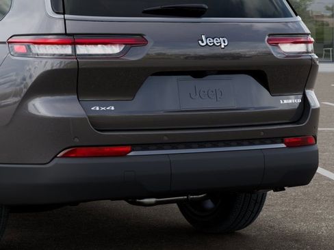New 2026 Jeep Grand Cherokee L Limited AWD/4WD image 13