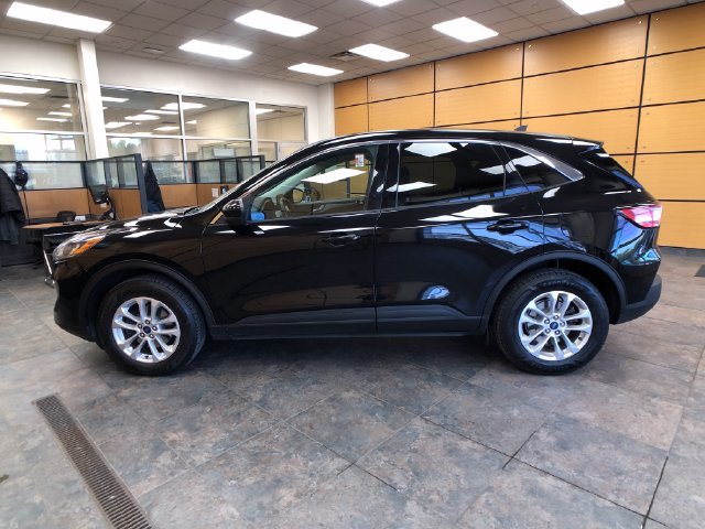 Certified 2021 Ford Escape SE w/ Convenience Package AWD/4WD image 4