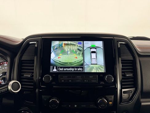 Used 2023 Nissan Titan PRO-4X w/ Pro-4x Convenience Package image 22