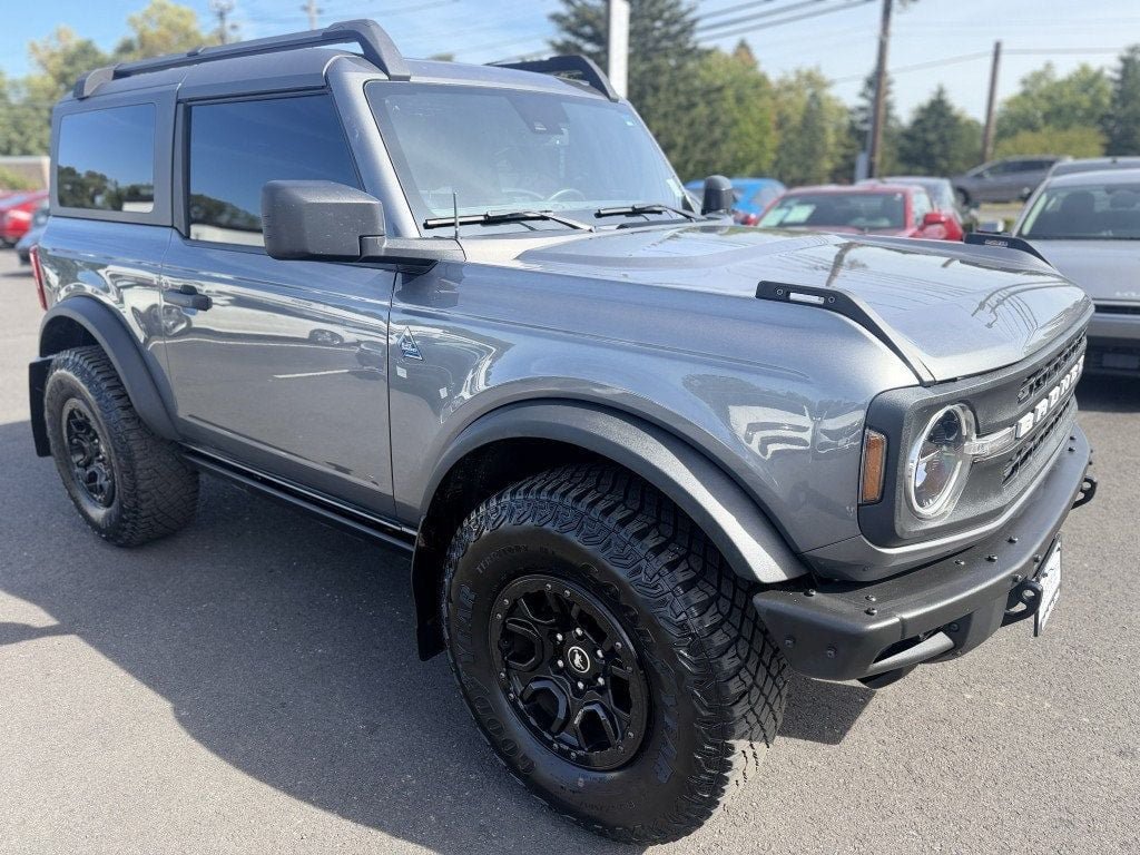 Used 2022 Ford Bronco Black Diamond AWD/4WD image 2