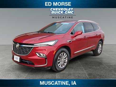 Used 2024 Buick Enclave Premium image 1