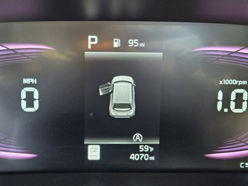 Certified 2025 Kia Soul EX image 24