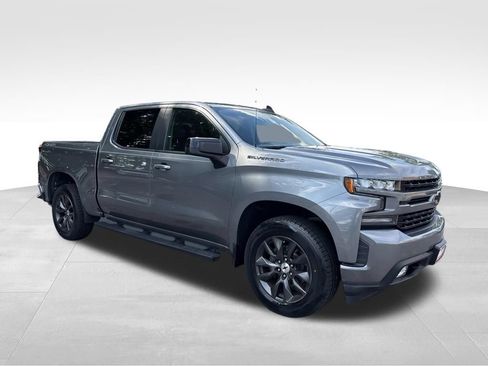 Used 2020 Chevrolet Silverado 1500 RST w/ RST Value Package AWD/4WD image 9