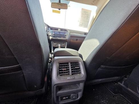 Used 2019 Volkswagen Tiguan SE FWD image 20
