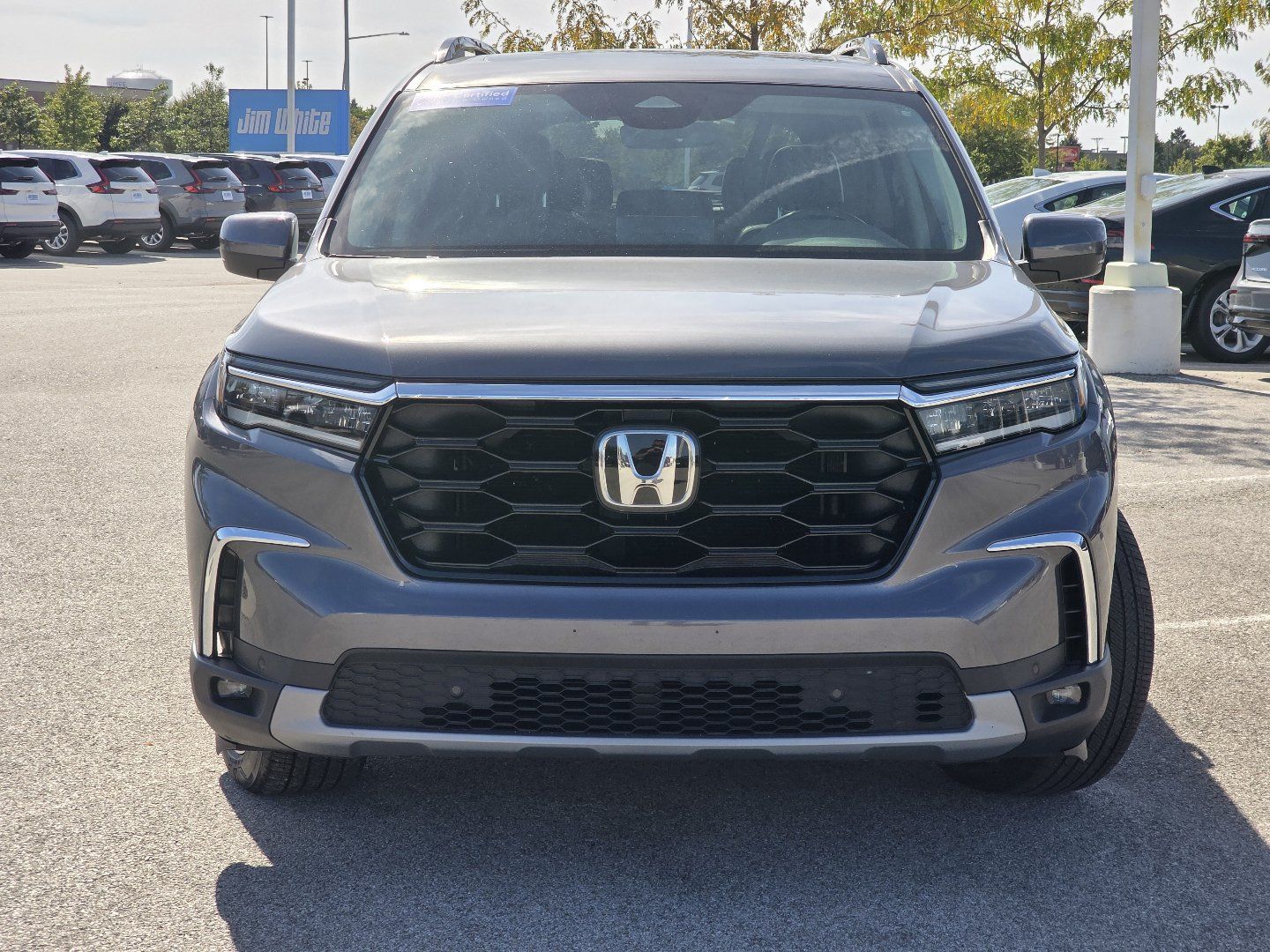 Certified 2025 Honda Pilot Touring image 10