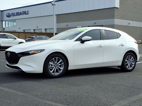 Used 2021 MAZDA MAZDA3 s image 3