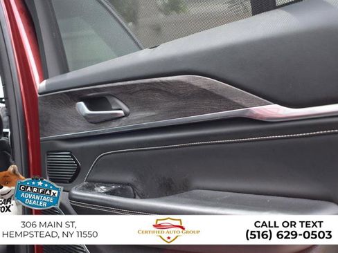 Used 2022 Jeep Grand Cherokee Overland w/ Luxury Tech Group IV AWD/4WD image 25