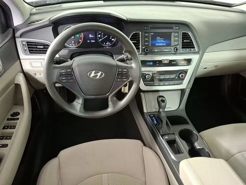 Used 2015 Hyundai Sonata SE w/ Option Group 09 image 11