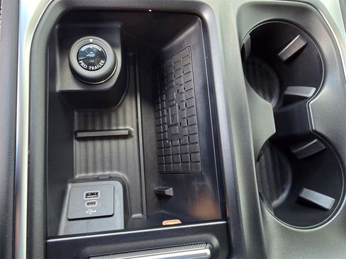 Used 2025 Ford Expedition Platinum w/ Driver's Package image 33