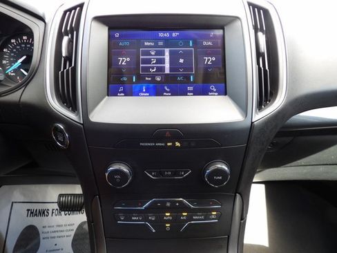 Used 2020 Ford Edge SE FWD image 20