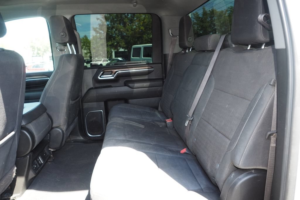 Used 2024 Chevrolet Silverado 2500 LT AWD/4WD image 15