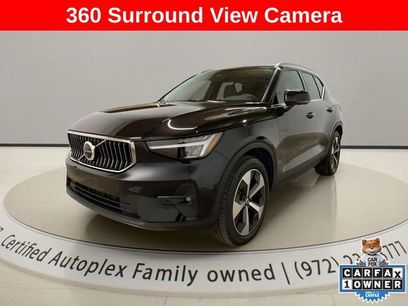 Used 2025 Volvo XC40 B5 Plus