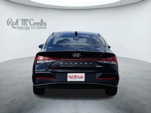 New 2026 Hyundai Elantra Limited FWD image 4