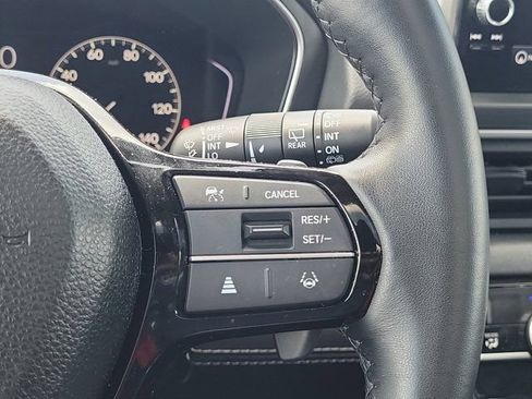 Certified 2025 Honda Pilot Touring image 22