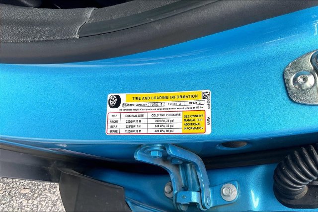 Used 2025 Chevrolet Trax LT w/ LT Convenience Package FWD image 38