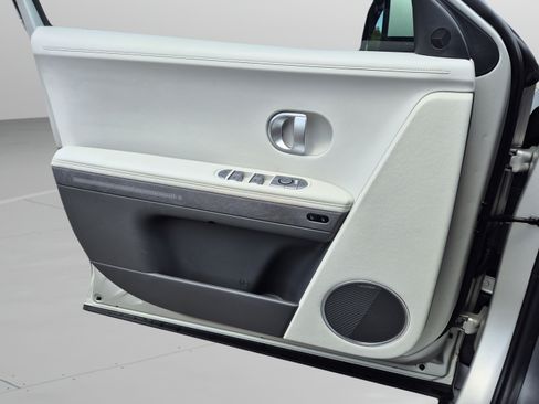 Certified 2024 Hyundai Ioniq 5 Limited AWD/4WD image 23