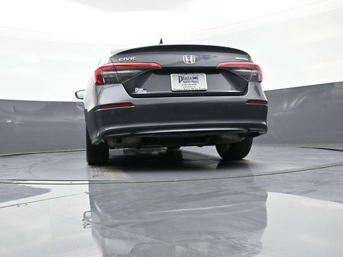 Certified 2024 Honda Civic Touring image 30