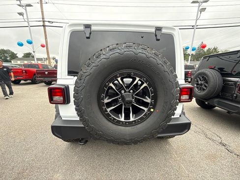 New 2026 Jeep Wrangler Unlimited Sport AWD/4WD image 4