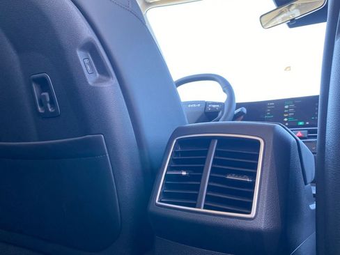 New 2026 Kia Sportage EX image 23