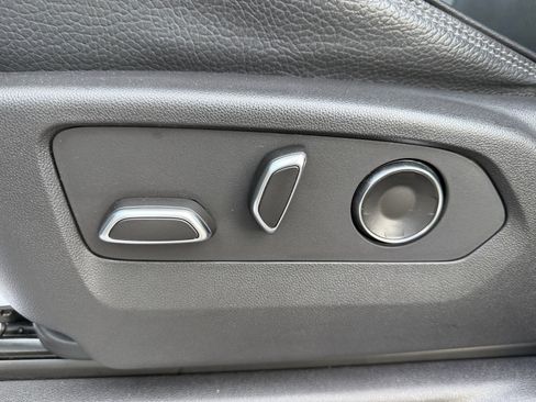 Used 2024 GMC Sierra 2500 Denali w/ Denali Reserve Package image 14