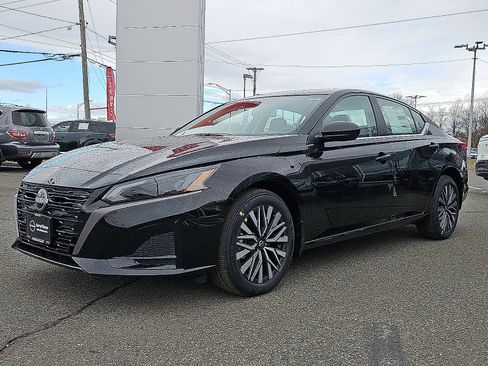 New 2026 Nissan Altima 2.5 SV AWD/4WD image 2