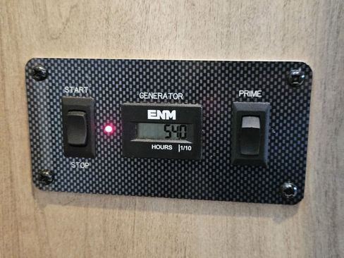 Used 2015 Mercedes-Benz Sprinter 3500 image 18