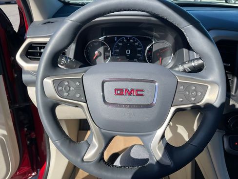 Used 2023 GMC Acadia Denali w/ Denali Ultimate Package image 15