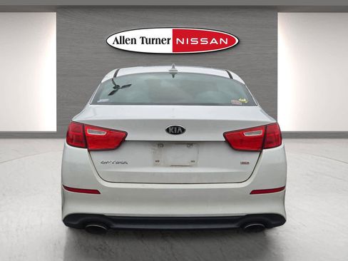 Used 2015 Kia Optima LX image 7