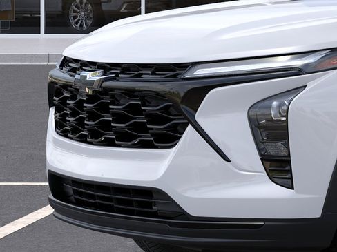 New 2026 Chevrolet Trax LT w/ Driver Confidence Package FWD image 13