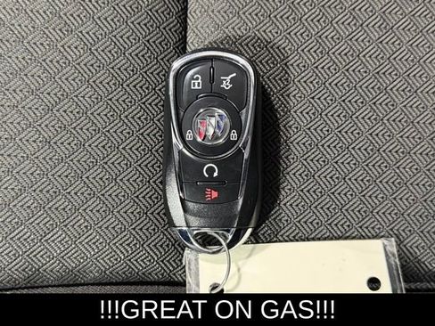 Used 2023 Buick Encore GX Select w/ Sport Touring Package image 32