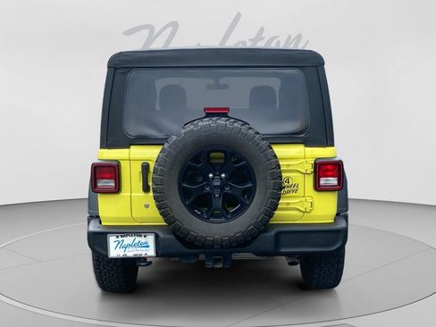 Used 2022 Jeep Wrangler Sport AWD/4WD image 4