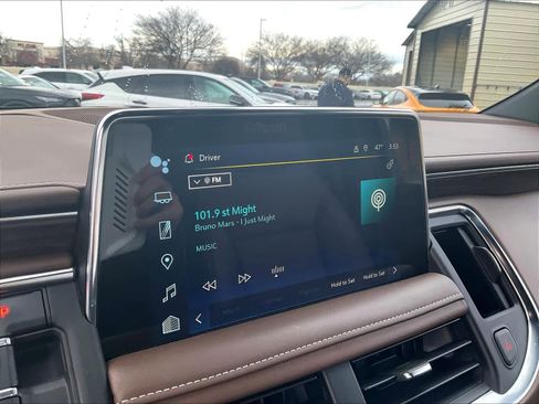 Used 2023 Chevrolet Tahoe High Country image 23