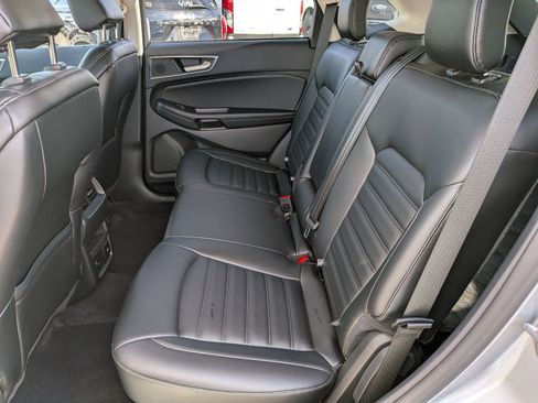 Certified 2024 Ford Edge SEL w/ Convenience Package image 17
