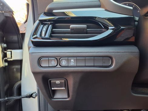 Certified 2023 Acura MDX SH-AWD image 28