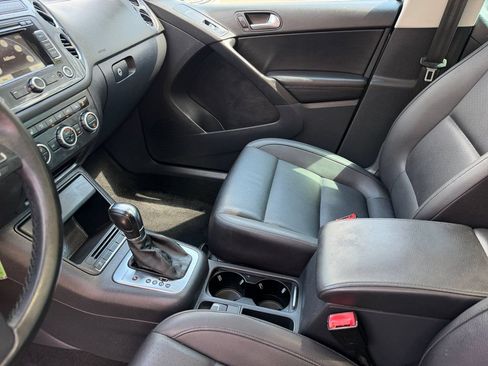 Used 2013 Volkswagen Tiguan S AWD/4WD image 12