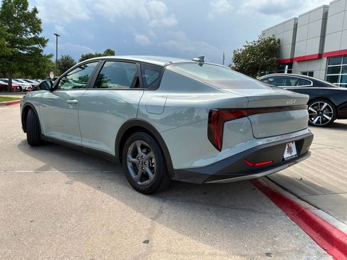 Used 2025 Kia K4 FWD image 8